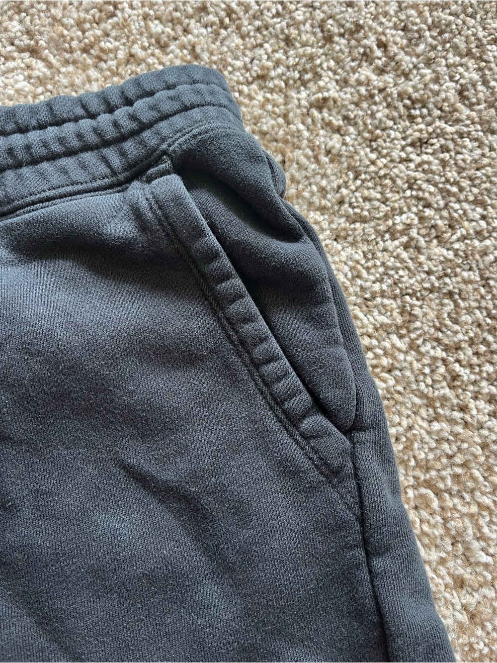 Nike Women’s Black Sweat Shorts - Picture 4 of 6